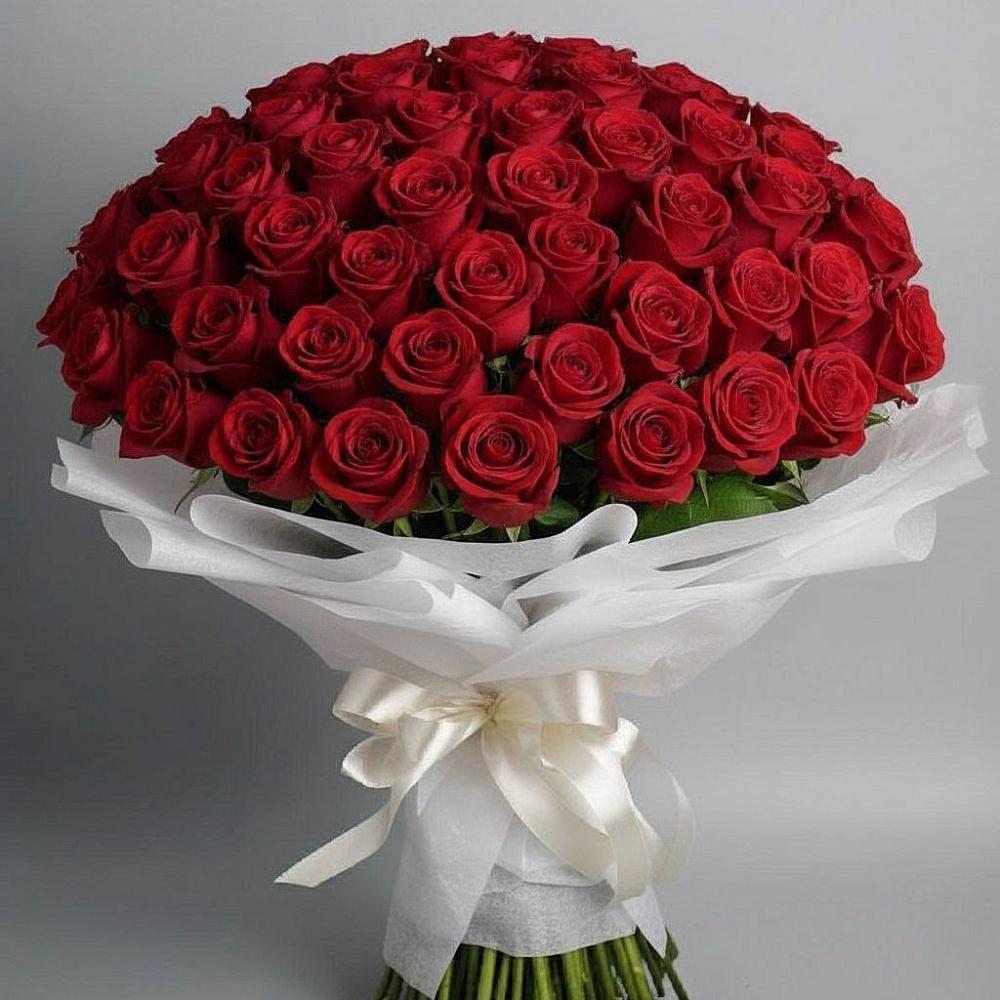 Букет 101 Красная роза Блэк Мэджик в Новочебоксарске