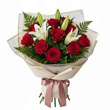 Букет цветов из:  Лилии и Розы в Новочебоксарске