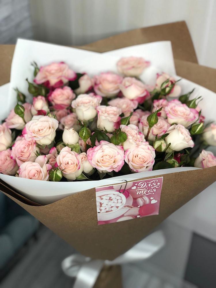 Букет цветов из: Розы в Новочебоксарске