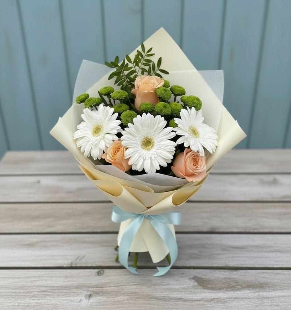 Букет цветов из: Герберы, Розы и Хризантемы в Новочебоксарске