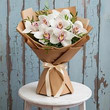 Букет цветов из:  Орхидеи и Розы #REPLACE_PRED# Новочебоксарске